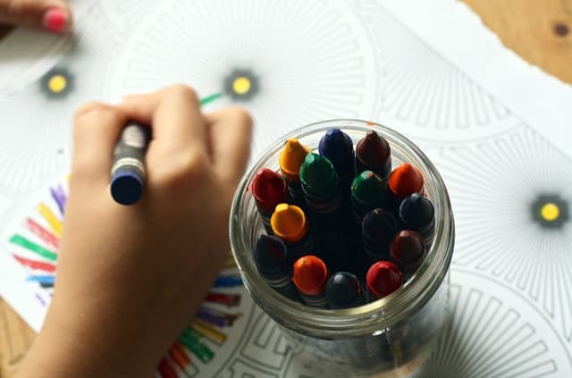 moms, moms of littles, homeschool, homeschooling, homeschool help, homeschool prek, homeschool kindergarten, coloring, kids, hope in the chaos